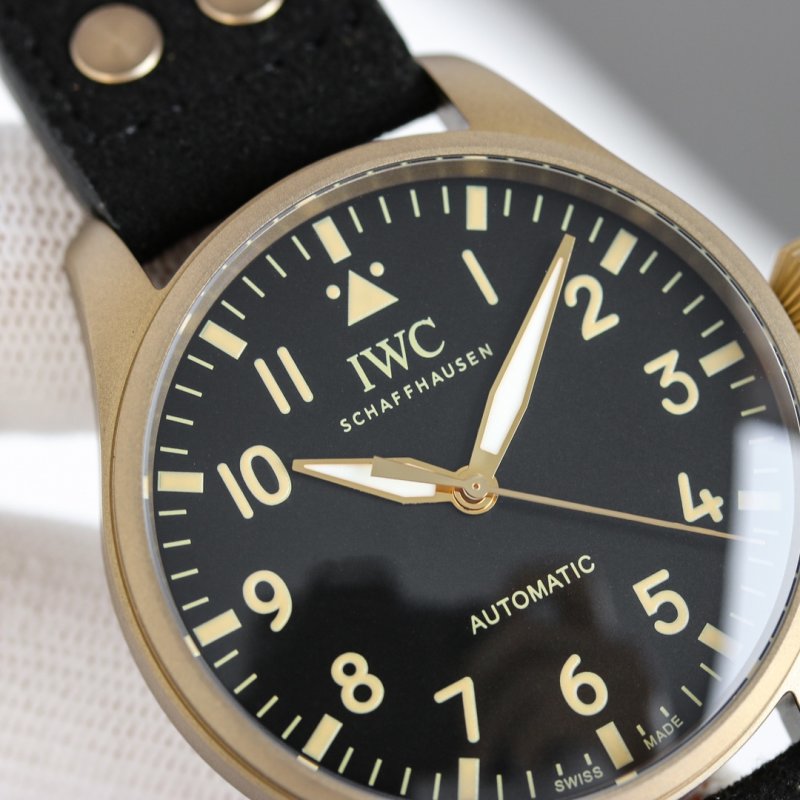 IWC Big Pilot 43mm Green Dial Automatic Watch view