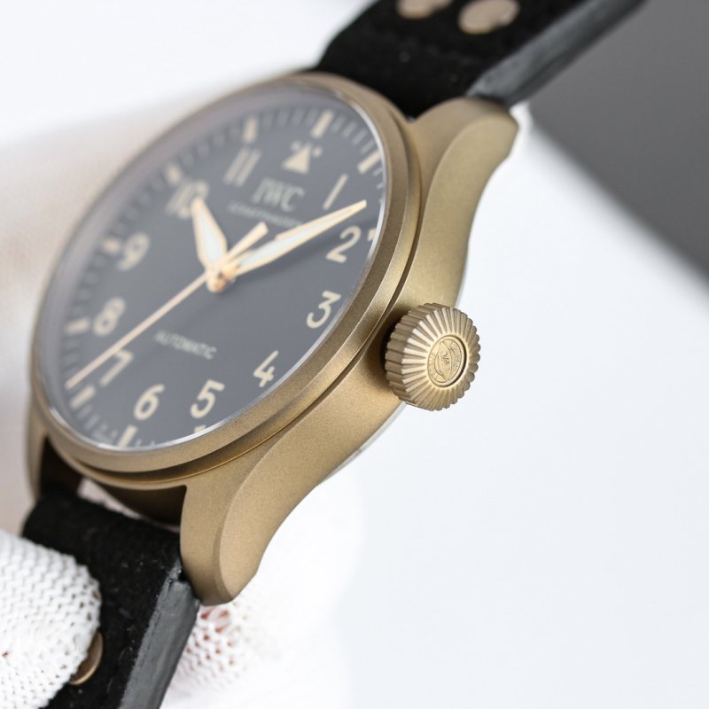 IWC Big Pilot 43mm Green Dial Automatic Watch view