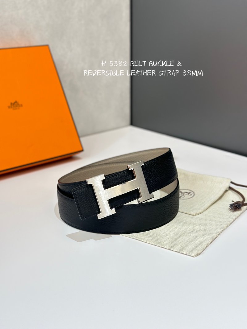Hermès H Buckle Reversible Leather Belt 38mm Black view