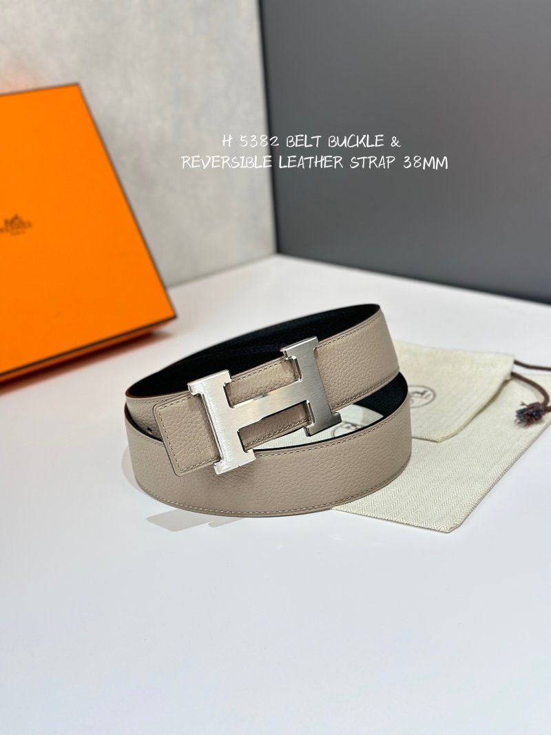 Hermès H Buckle Reversible Leather Belt 38mm Black view
