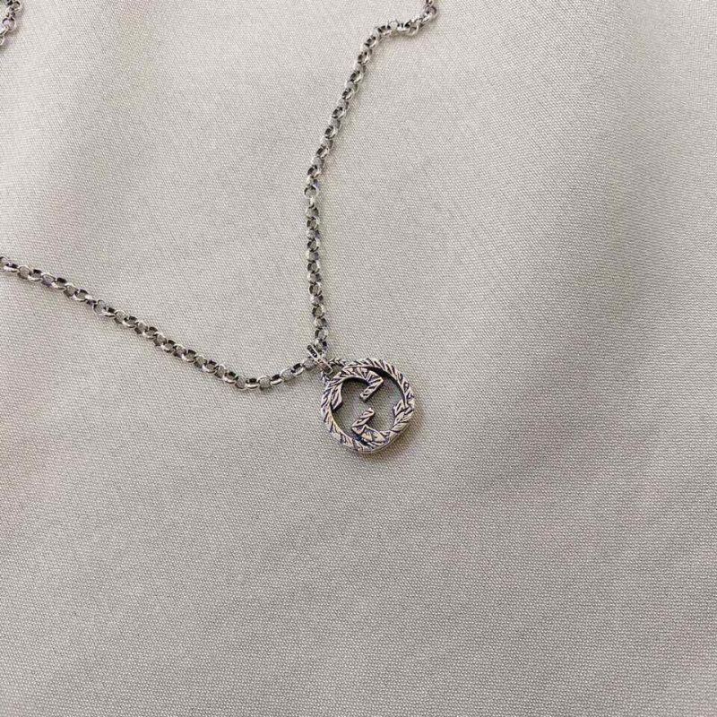 Gucci Interlocking GG Silver Chain Necklace view