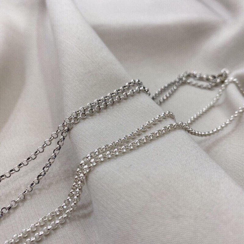 Gucci Interlocking GG Silver Chain Necklace view