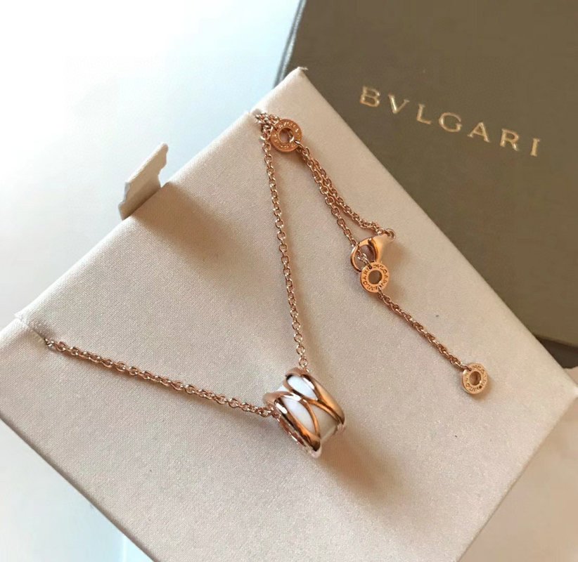 Bvlgari B.Zero1 White Ceramic Rose Gold Pendant Necklace view