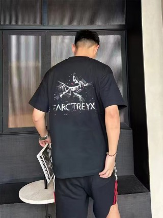 Arcteryx Black Graphic Logo T-Shirt view 2
