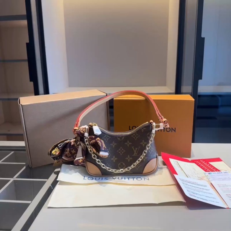 Louis Vuitton Monogram Canvas Shoulder Bag with Pink Handle