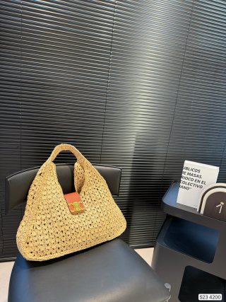 Celine Woven Straw Hobo Bag in Natural view 3