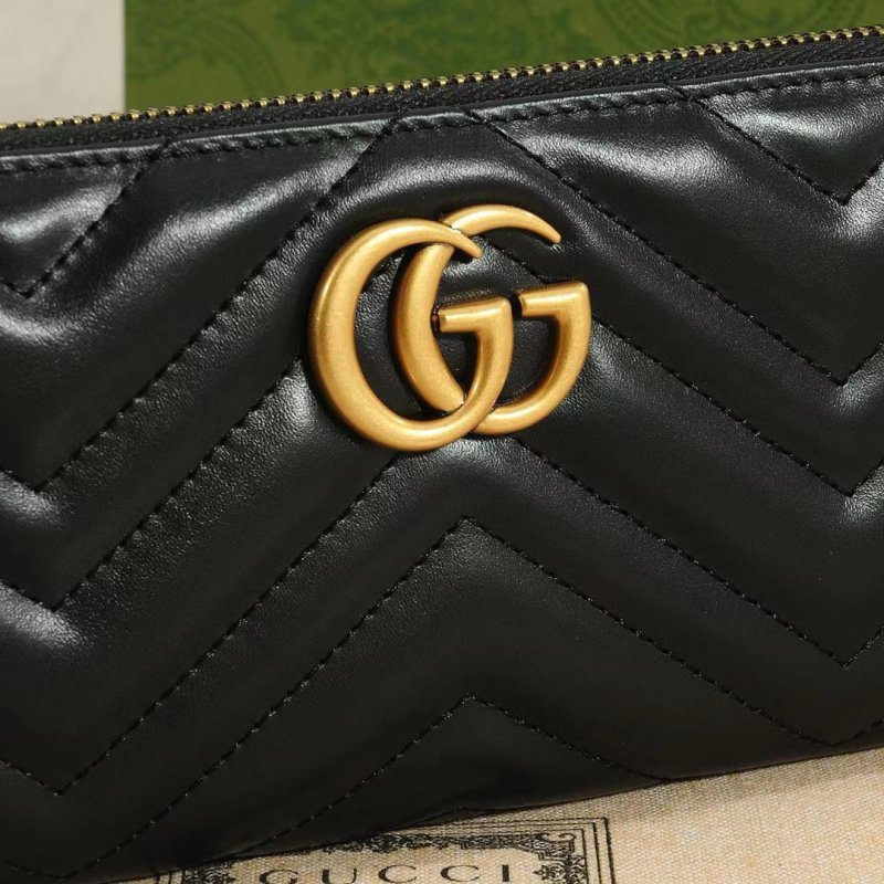 Gucci GG Marmont Black Chevron Zip Wallet view