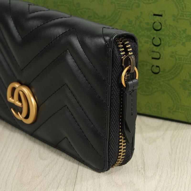 Gucci GG Marmont Black Chevron Zip Wallet view