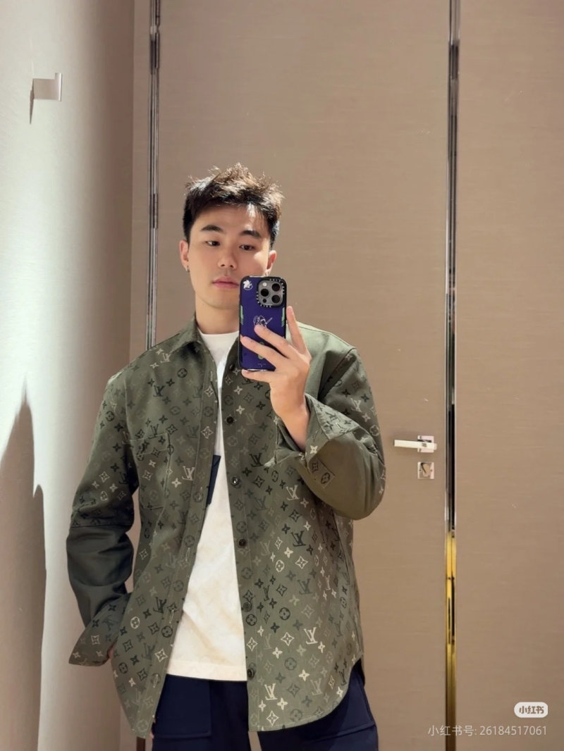 Louis Vuitton Monogram Overshirt Khaki Green view