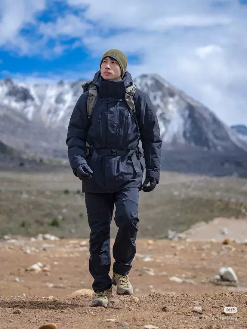 Arcteryx Black Down Parka Jacket view