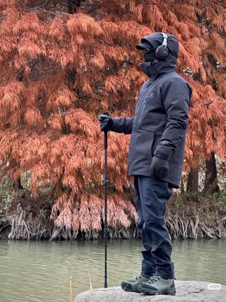 Arcteryx Black Down Parka Jacket view 7