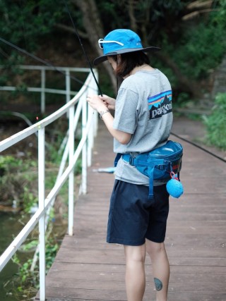 Patagonia Logo T-Shirt Grey view 3