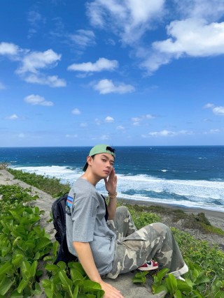 Patagonia Logo T-Shirt Grey view 6