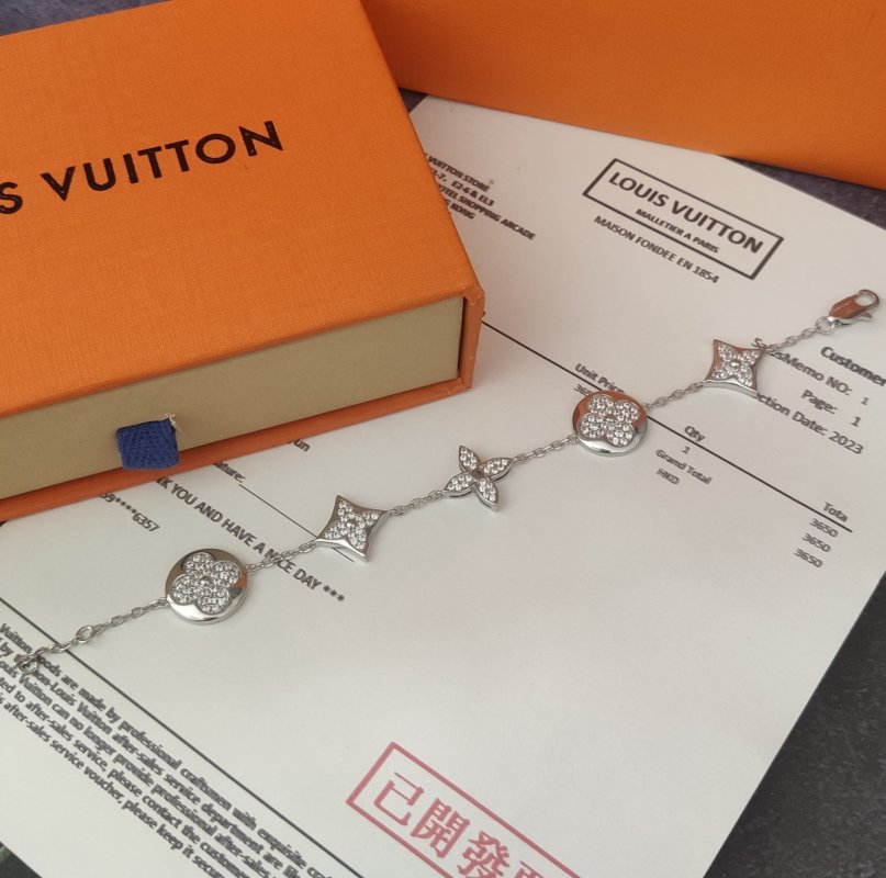Louis Vuitton Floral Star Diamond Silver Bracelet view