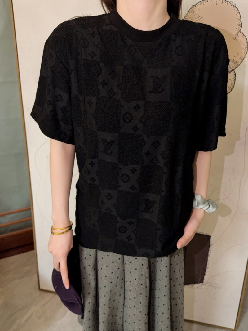 Louis Vuitton Monogram Black T-Shirt