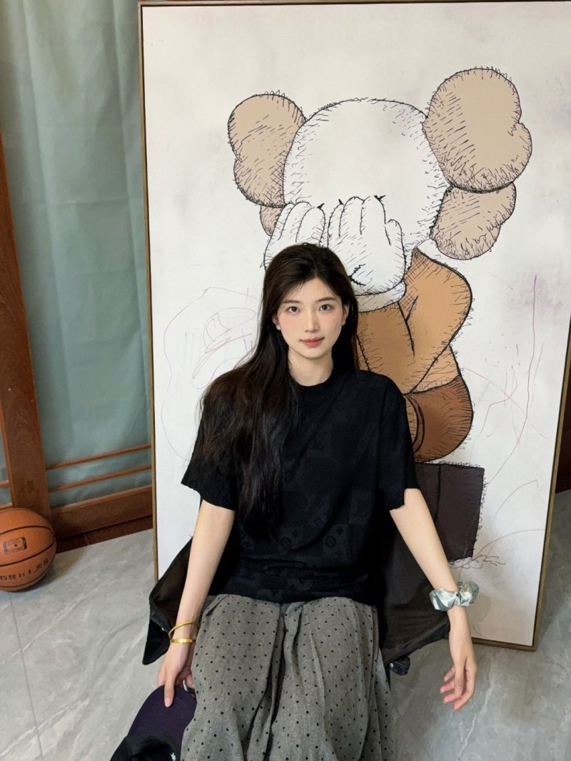 Louis Vuitton Monogram Black T-Shirt view