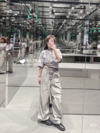 Alexander Wang Beige Cargo Pants view 2