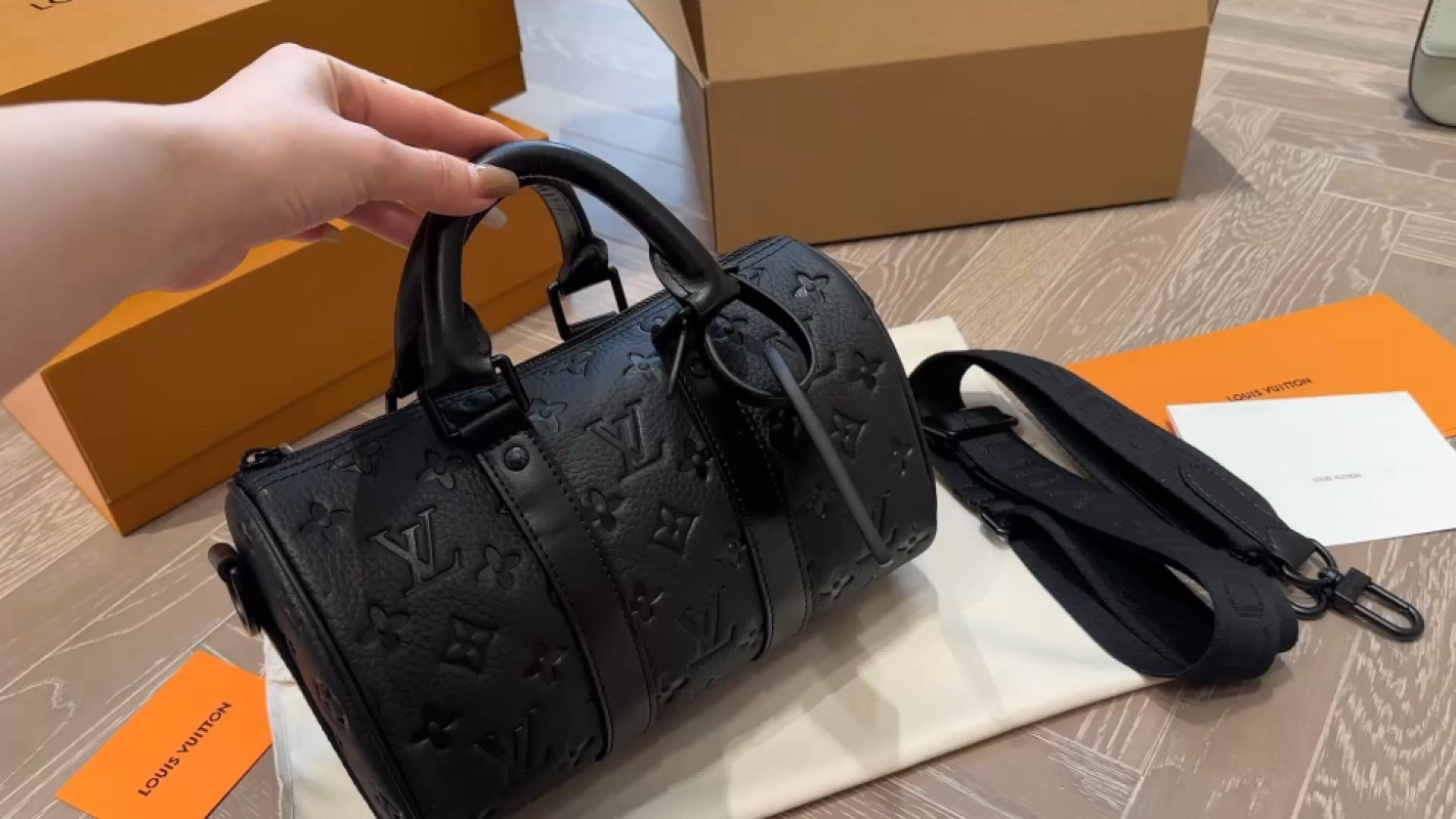Louis Vuitton Keepall Bandouliere Black Monogram