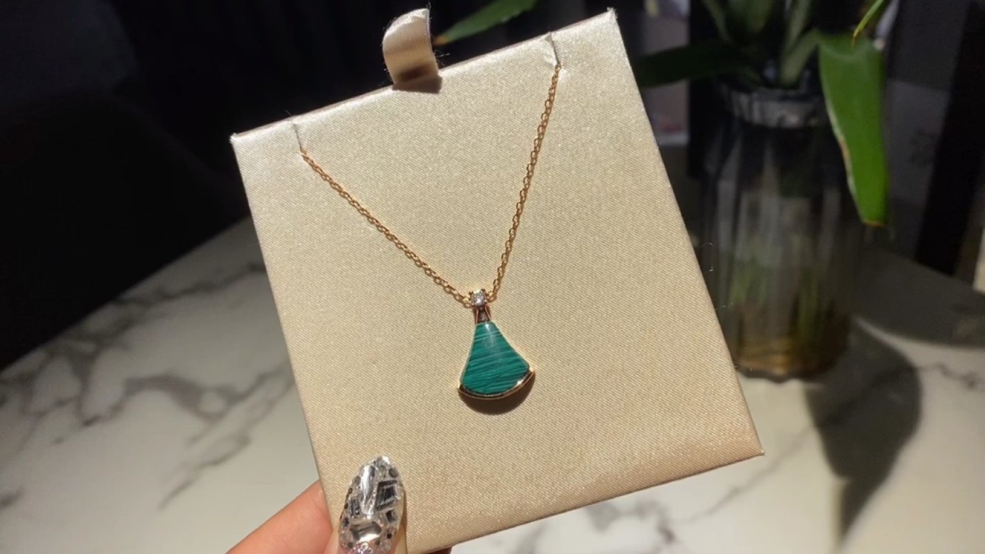 Bulgari Peacock Green Malachite Drop Pendant Necklace