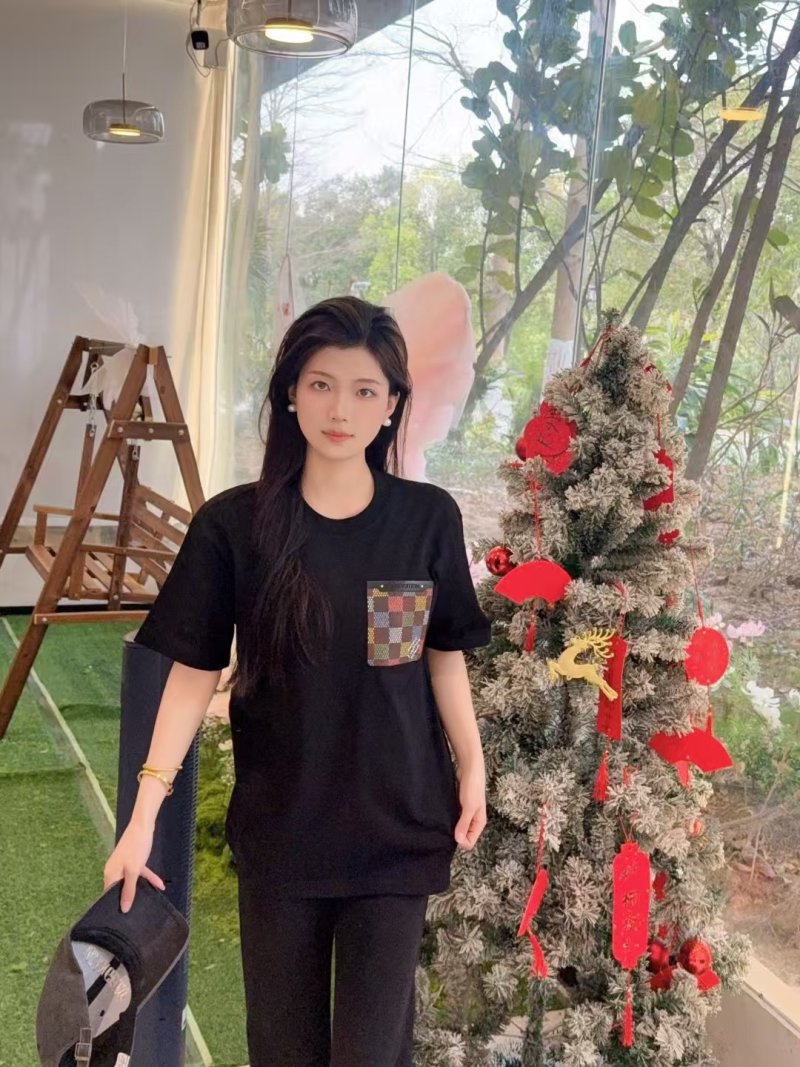 Black Checkered Pocket T-Shirt view