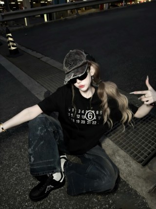Maison Margiela Black Numerals Print T-Shirt view 6