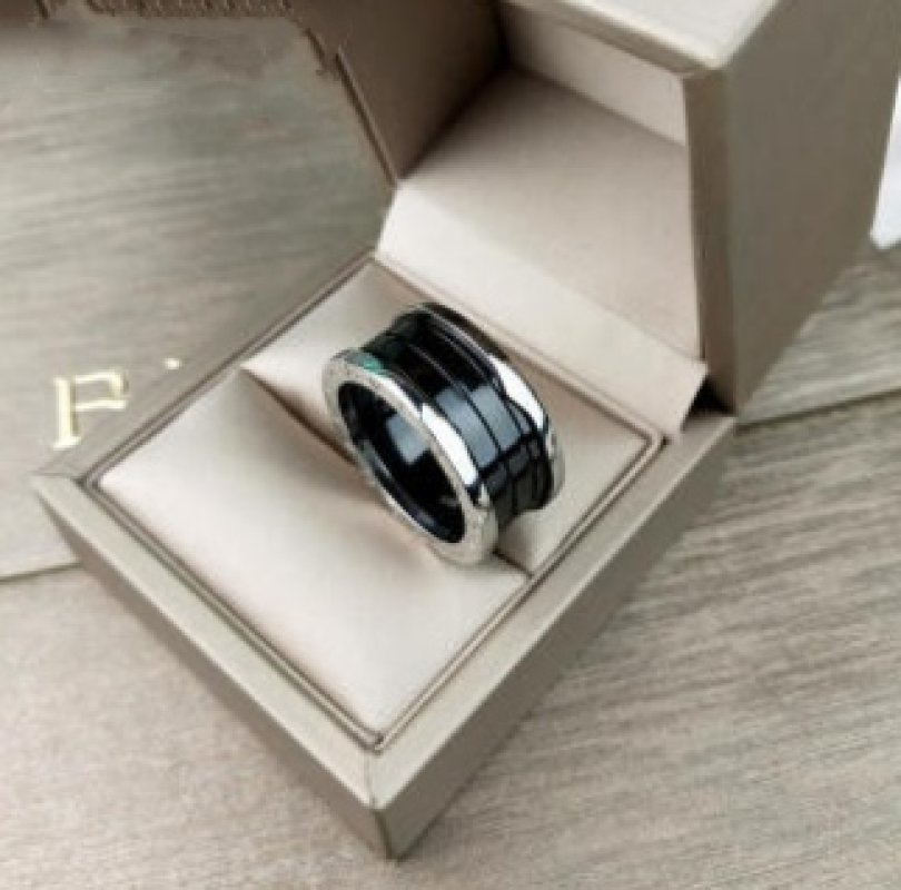 Bulgari B.Zero1 Silver Ceramic Ring