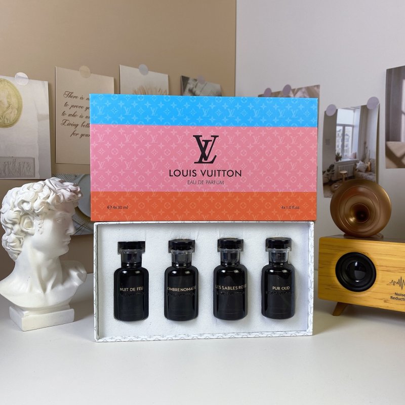 Louis Vuitton Black Bottle Limited Edition 4-Piece Fragrance Set 30ml