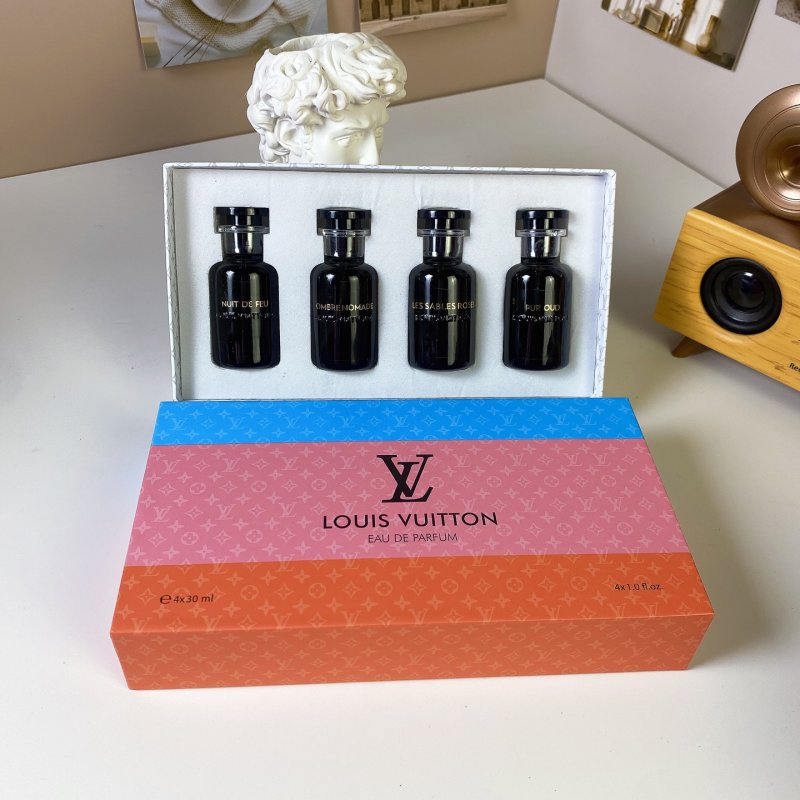Louis Vuitton Black Bottle Limited Edition 4-Piece Fragrance Set 30ml view