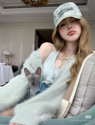 Balenciaga Distressed Wave Embroidery Baseball Cap Light Blue view 2