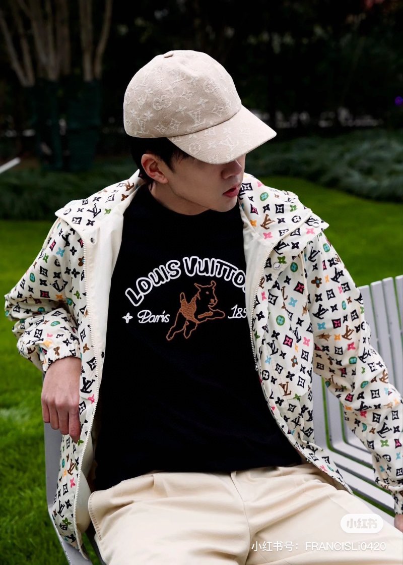 Louis Vuitton Paris Bear Black T-Shirt