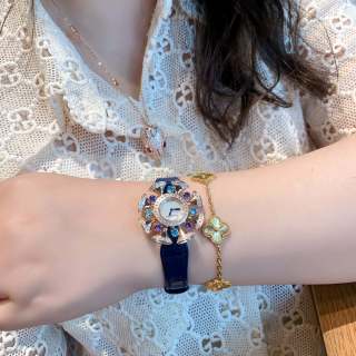 Bulgari Divas' Dream Rose Gold Crystal Purple Leather Watch view 3