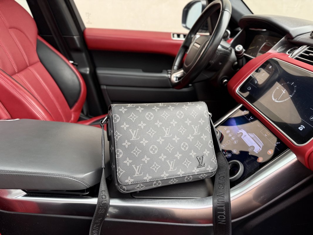 Louis Vuitton District Monogram Messenger Bag Grey & Black view