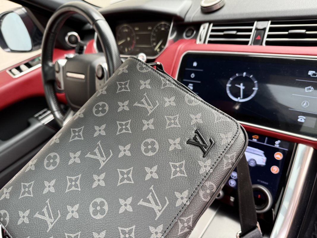 Louis Vuitton District Monogram Messenger Bag Grey & Black view