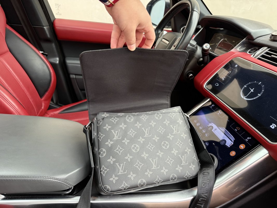 Louis Vuitton District Monogram Messenger Bag Grey & Black view