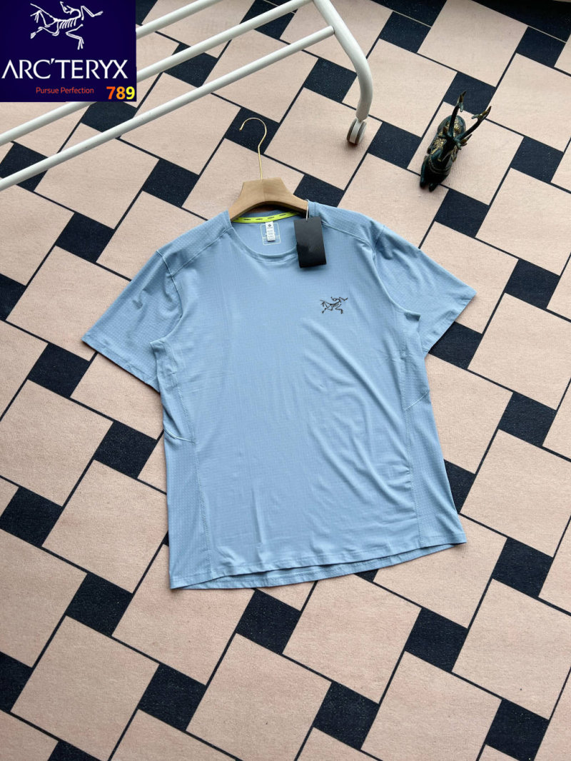 Descente Ice-Silk Breathable Polo Black view