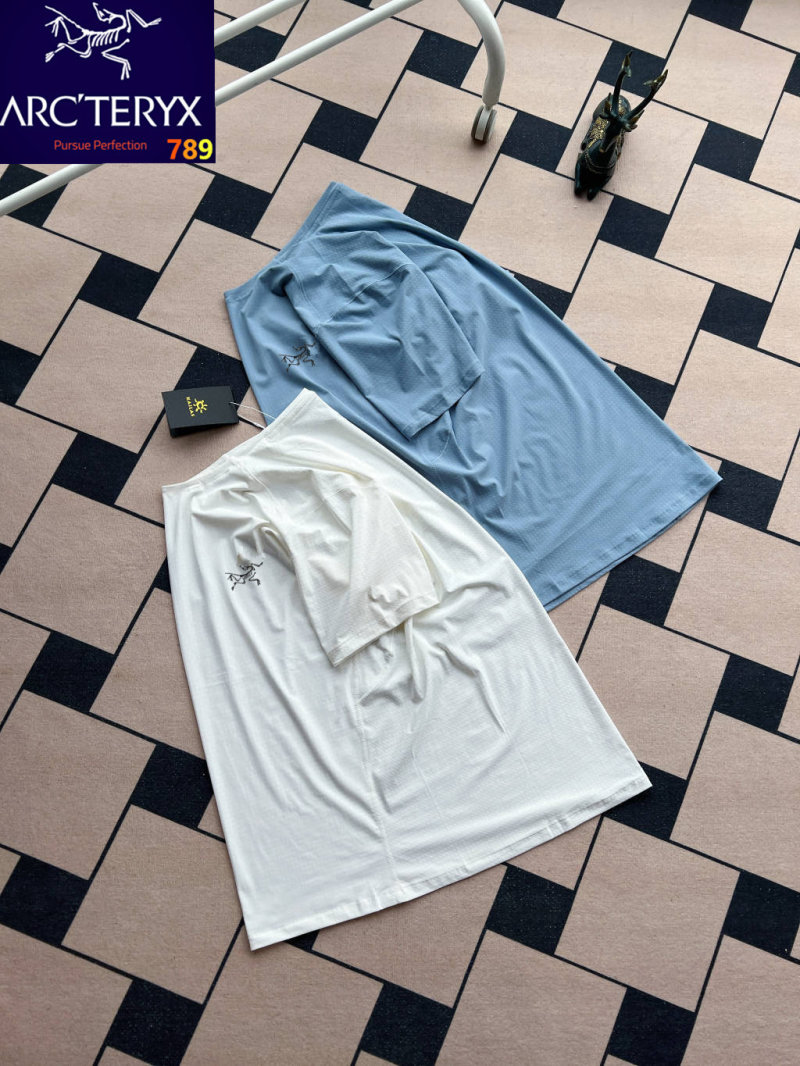 Descente Ice-Silk Breathable Polo Black view