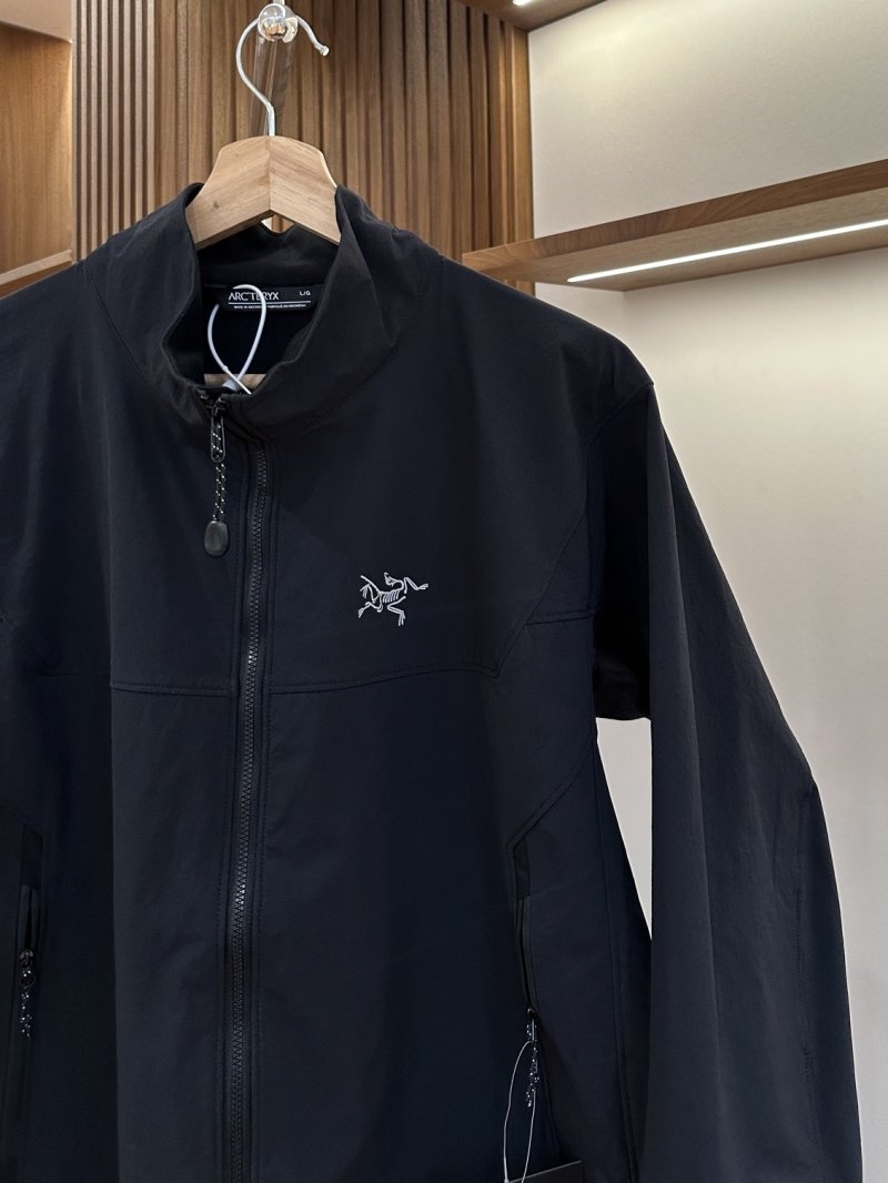 Arc'teryx Black Softshell Windbreaker Jacket view