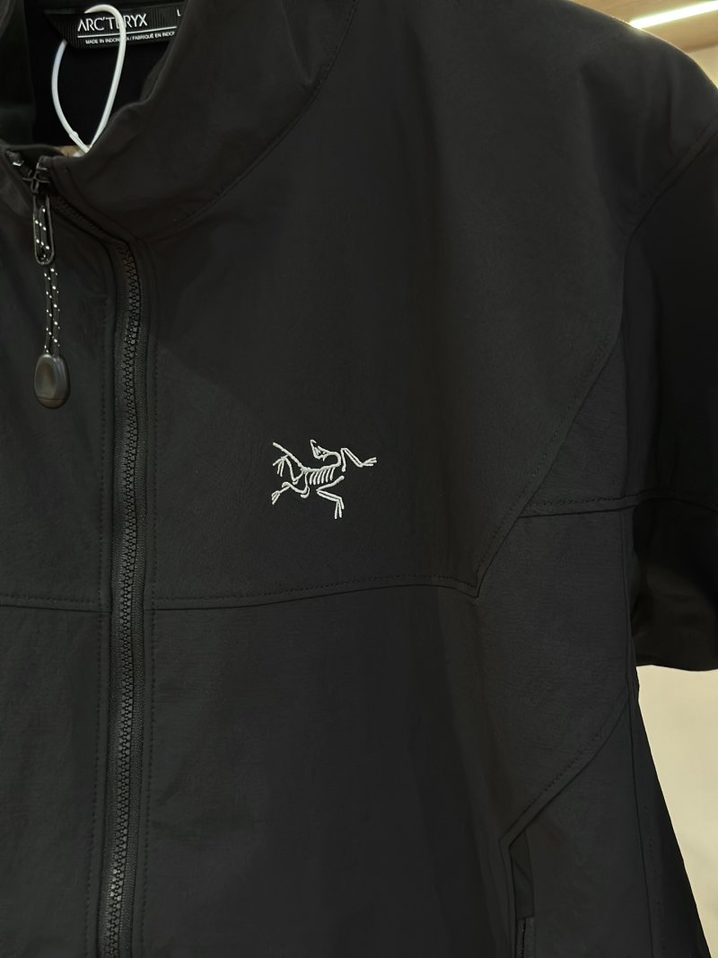 Arc'teryx Black Softshell Windbreaker Jacket view