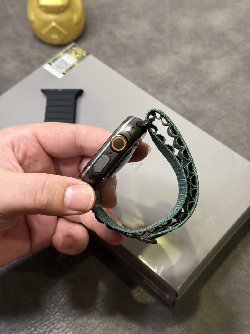Apple Watch Ultra 2 Black Stainless Steel 46mm view