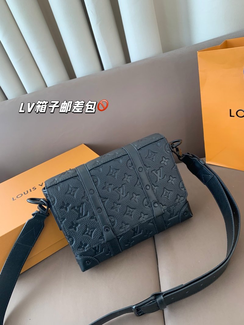 Louis Vuitton Monogram Messenger Bag Black