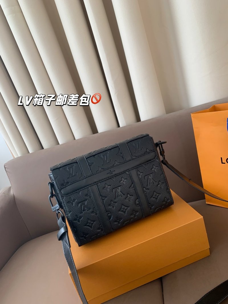 Louis Vuitton Monogram Messenger Bag Black view