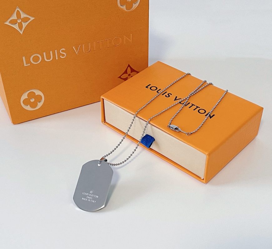 Louis Vuitton Virgil Abloh Signature Dog Tag Necklace Silver view