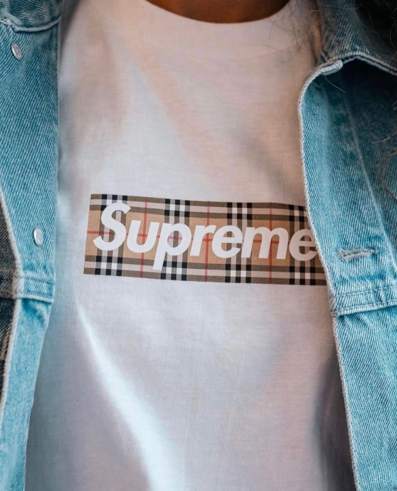 Supreme White Box Logo T-Shirt view