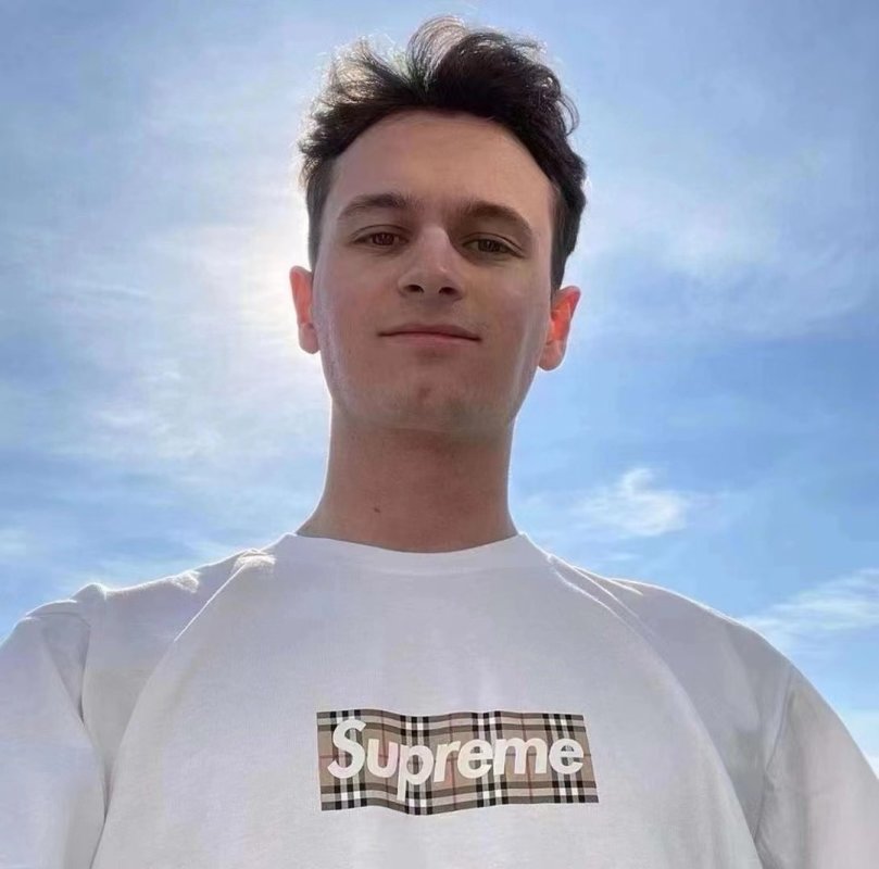 Supreme White Box Logo T-Shirt view