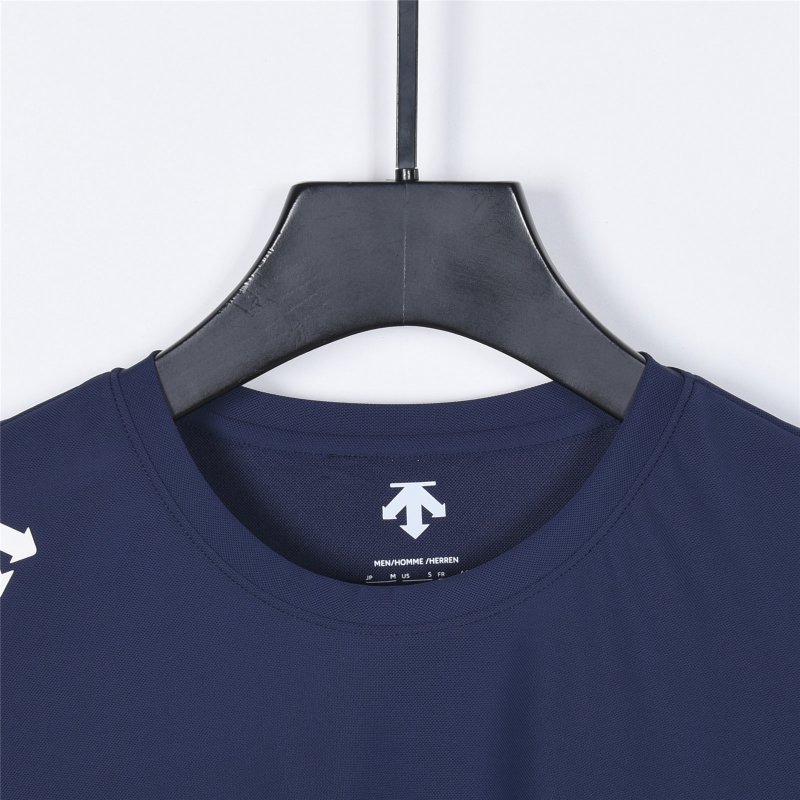 Descente Quick-Dry Ice Silk Navy Crew Neck T-Shirt view