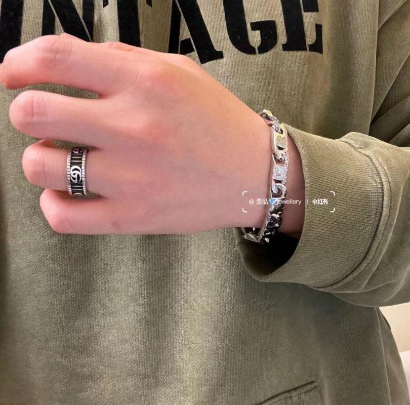 Louis Vuitton LV Monogram Chain Link Silver Bracelet
