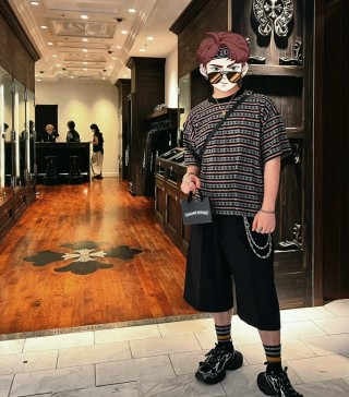 Star Pattern Striped Short Sleeve T-Shirt Black/Gray view 3