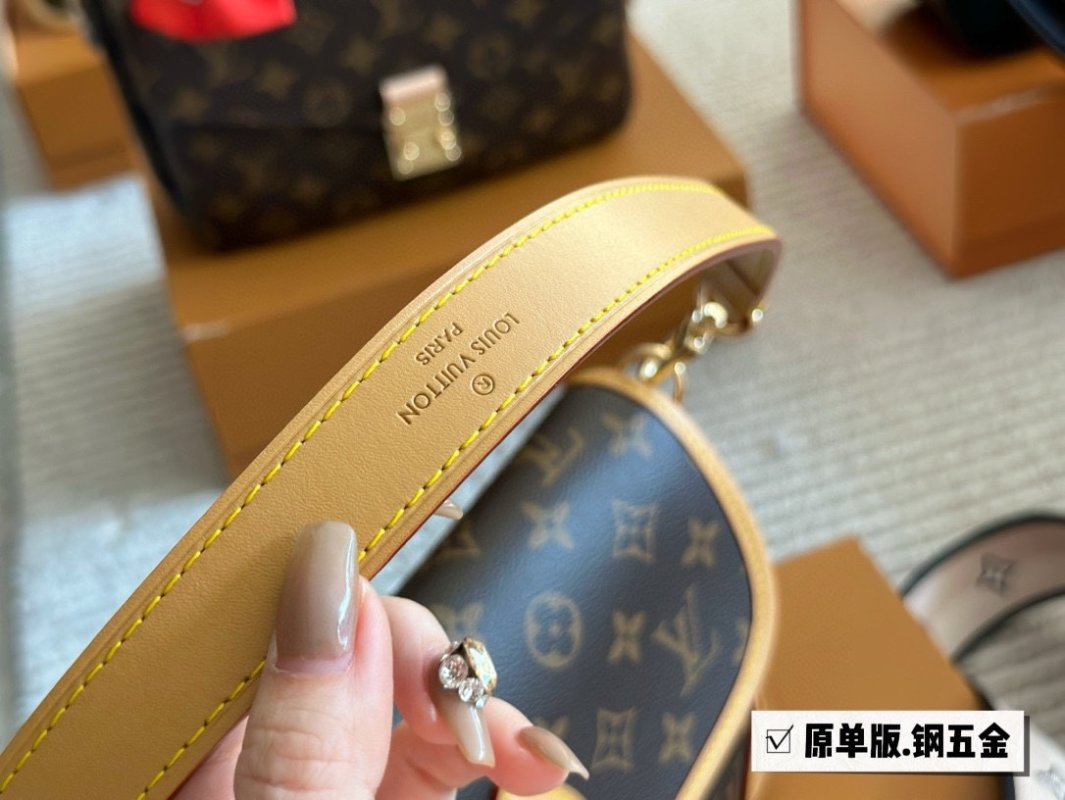 Louis Vuitton Diane Monogram Canvas Shoulder Bag - Dark Tan view