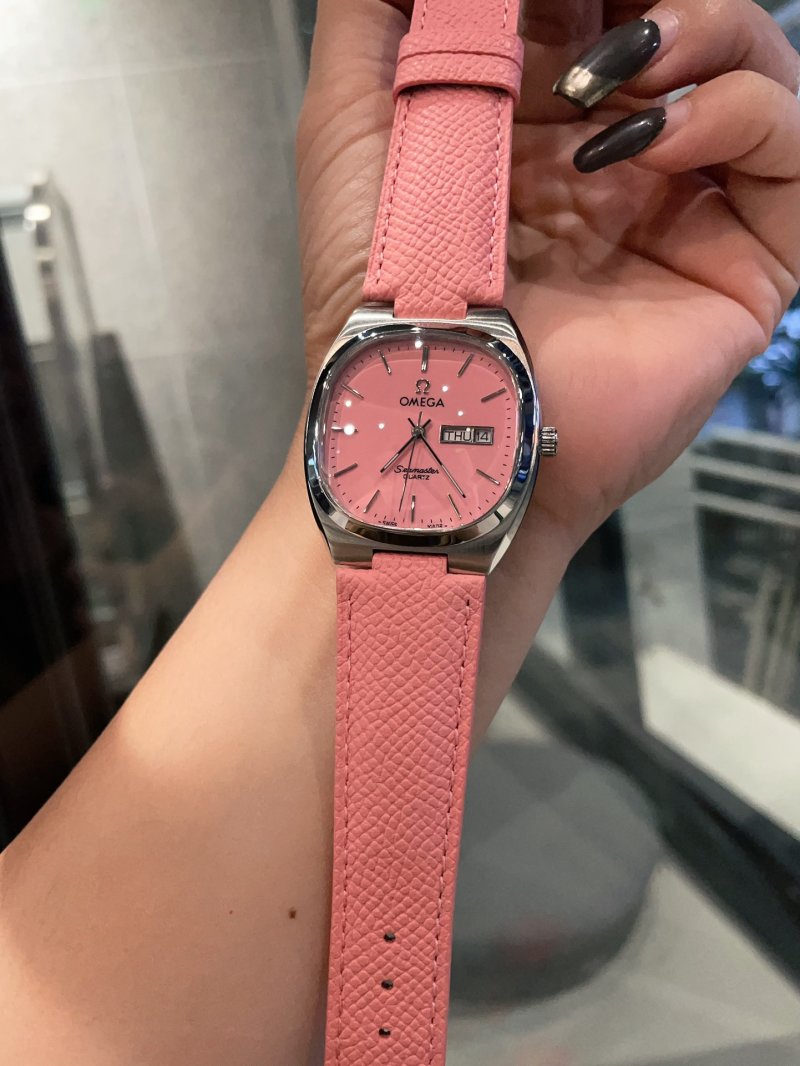 Omega Seamaster Pink Dial Leather Strap Watch view
