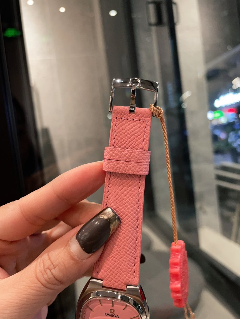 Omega Seamaster Pink Dial Leather Strap Watch view